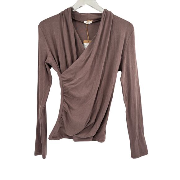 OGL Top Size M NEW Light Purple Surplice Long Sleeve Top V Neck Stretch - Picture 5 of 11